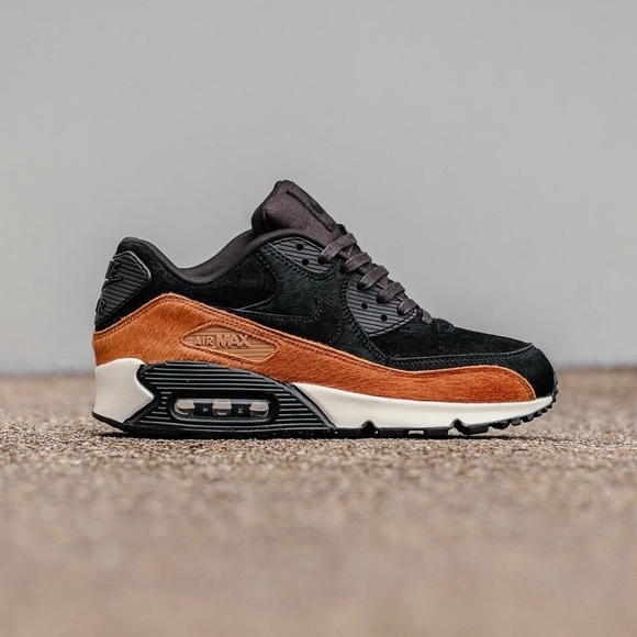 NIKE AIR MAX 90 WOMENS SIZE 8.5 SHOES PONY HAIR - Picture 2 of 6